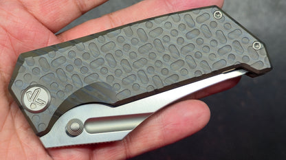 Kubey Hamster Flame or Gray Titanium Handle 14C28N Blade