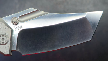 Kubey Hamster Flame or Gray Titanium Handle 14C28N Blade