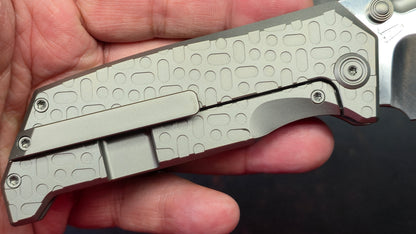 Kubey Hamster Flame or Gray Titanium Handle 14C28N Blade