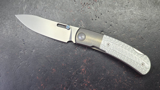 Maxace Beetle 2 Titanium & Silver Twill Carbon Fiber Handle M398 Blade