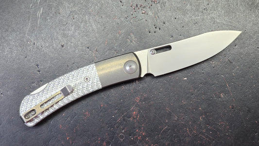 Maxace Beetle 2 Titanium & Silver Twill Carbon Fiber Handle M398 Blade