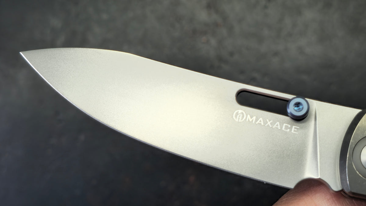 Maxace Beetle 2 Titanium & Silver Twill Carbon Fiber Handle M398 Blade