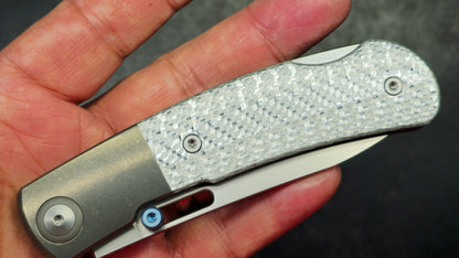 Maxace Beetle 2 Titanium & Silver Twill Carbon Fiber Handle M398 Blade