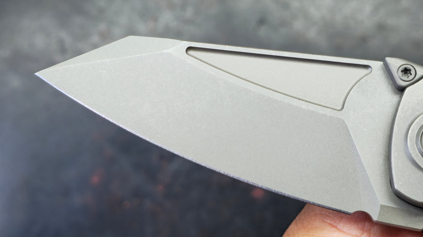 KB Sumo Crossbar Lock DarkWash Titanium Handle M390 Blade