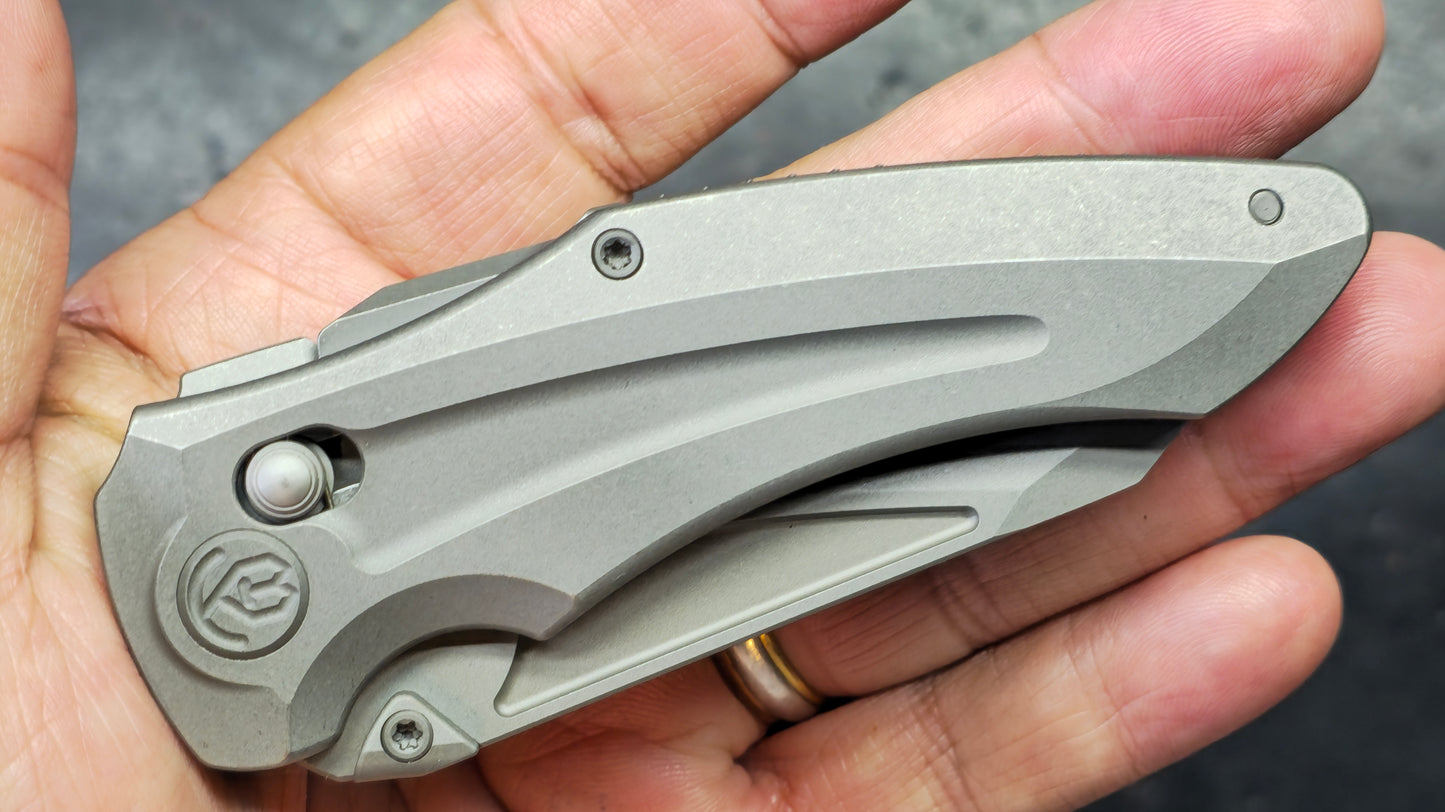 KB Sumo Crossbar Lock DarkWash Titanium Handle M390 Blade