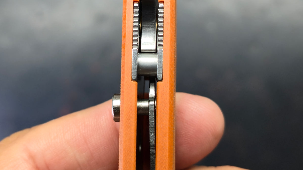 Spyderco Sage 6 Burnt Orange G-10 Handle CPM REX 121