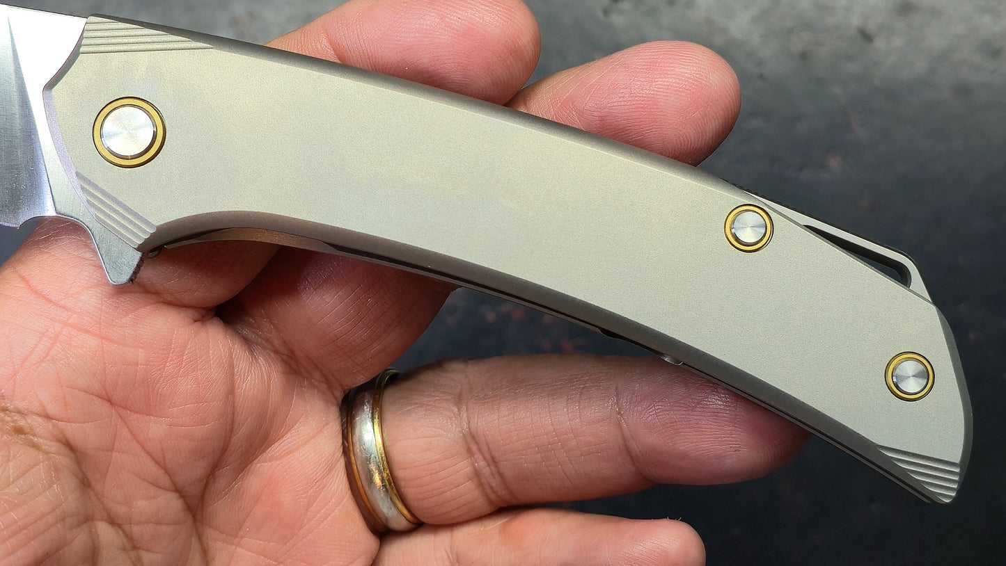 SRM Asika 1411-TZ Titanium Handle 154CM Blade