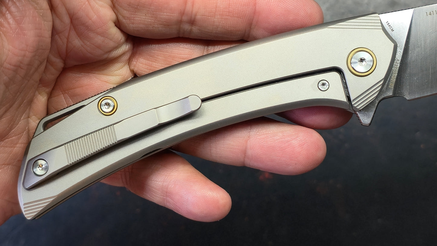SRM Asika 1411-TZ Titanium Handle 154CM Blade