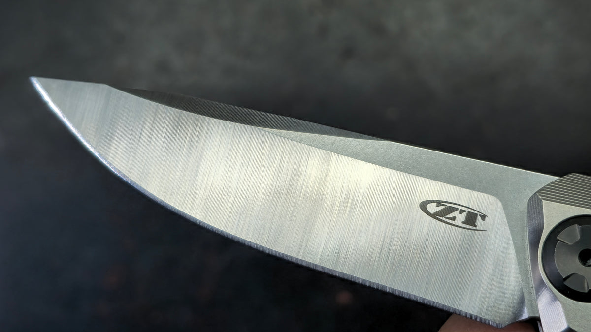 Zero Tolerance ZT0470 Sinkevich Titanium/Carbon Fiber Handle CPM 20CV Blade