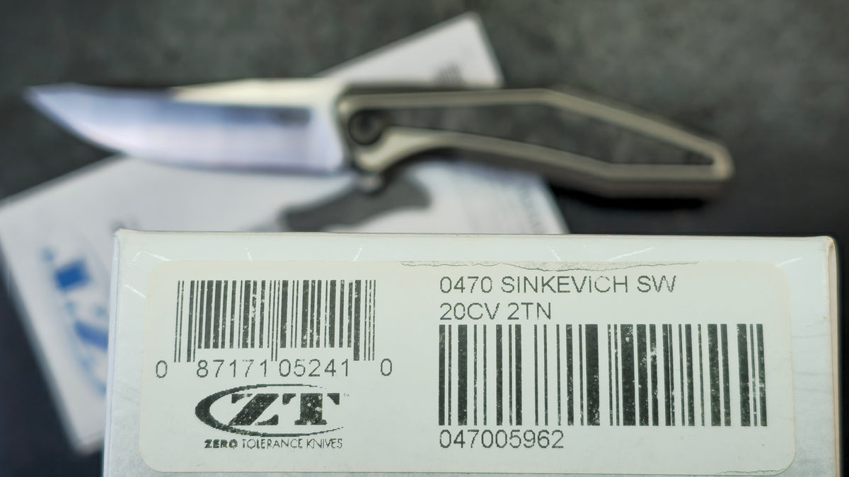Zero Tolerance ZT0470 Sinkevich Titanium/Carbon Fiber Handle CPM 20CV Blade