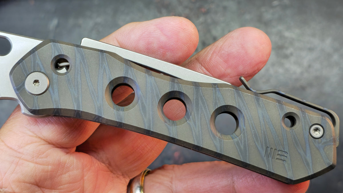 WE Vision R Tiger Stripe Titanium Handle CPM 20CV Blade