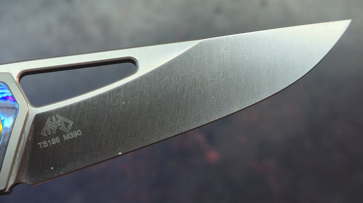 TWOSUN TS186 Titanium/Timascus Handle M390 Blade