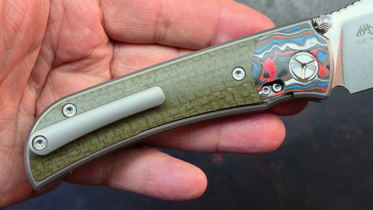 TWOSUN TS301 Titanium/Carbon Fiber/Micarta Handle M390 Blade