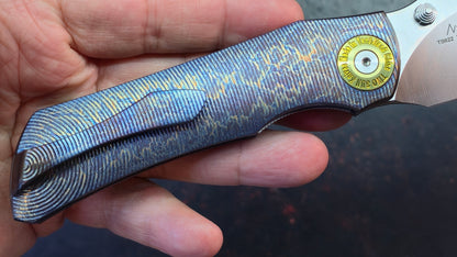 TwoSun TS622 Color Titanium Handle YJ01-V2 Blade