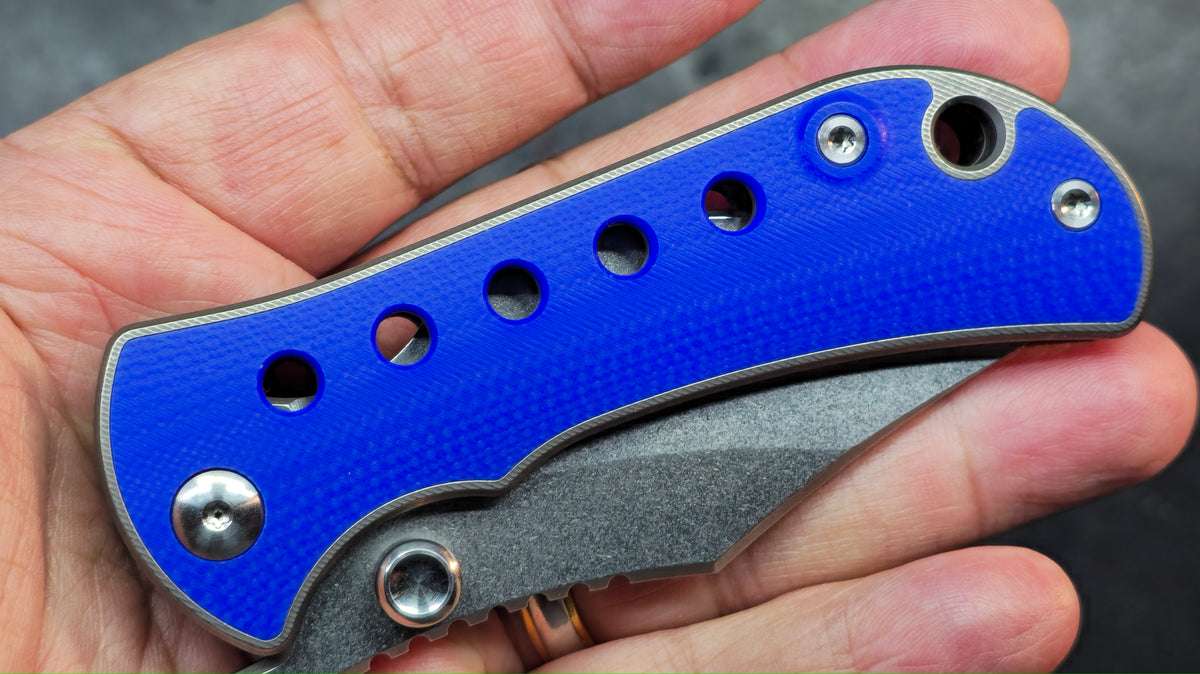 TwoSun TS422 Titanium Handle Blue G10 Inlay K110 Blade