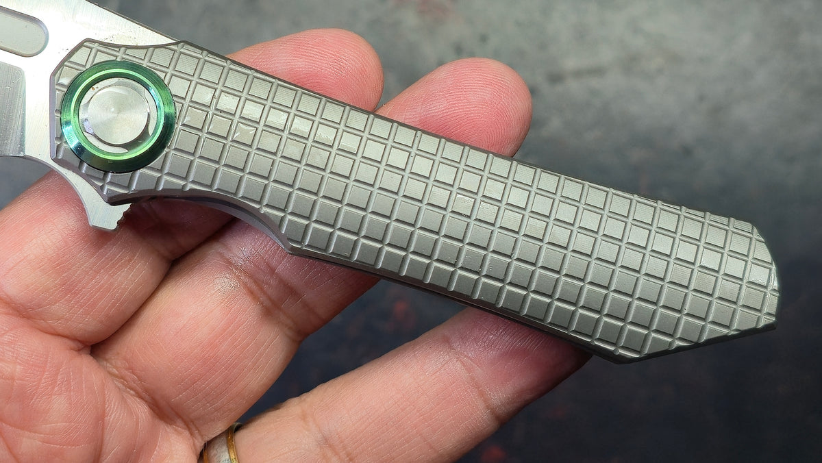 TwoSun TS195 INTEGRAL Titanium Frag Pattern Handle M390 Blade
