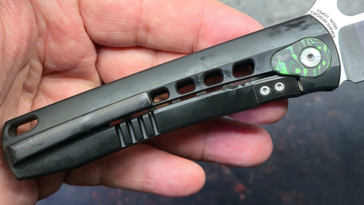 TWOSUN TS451 INTEGRAL Black Titanium Handle M398 Blade
