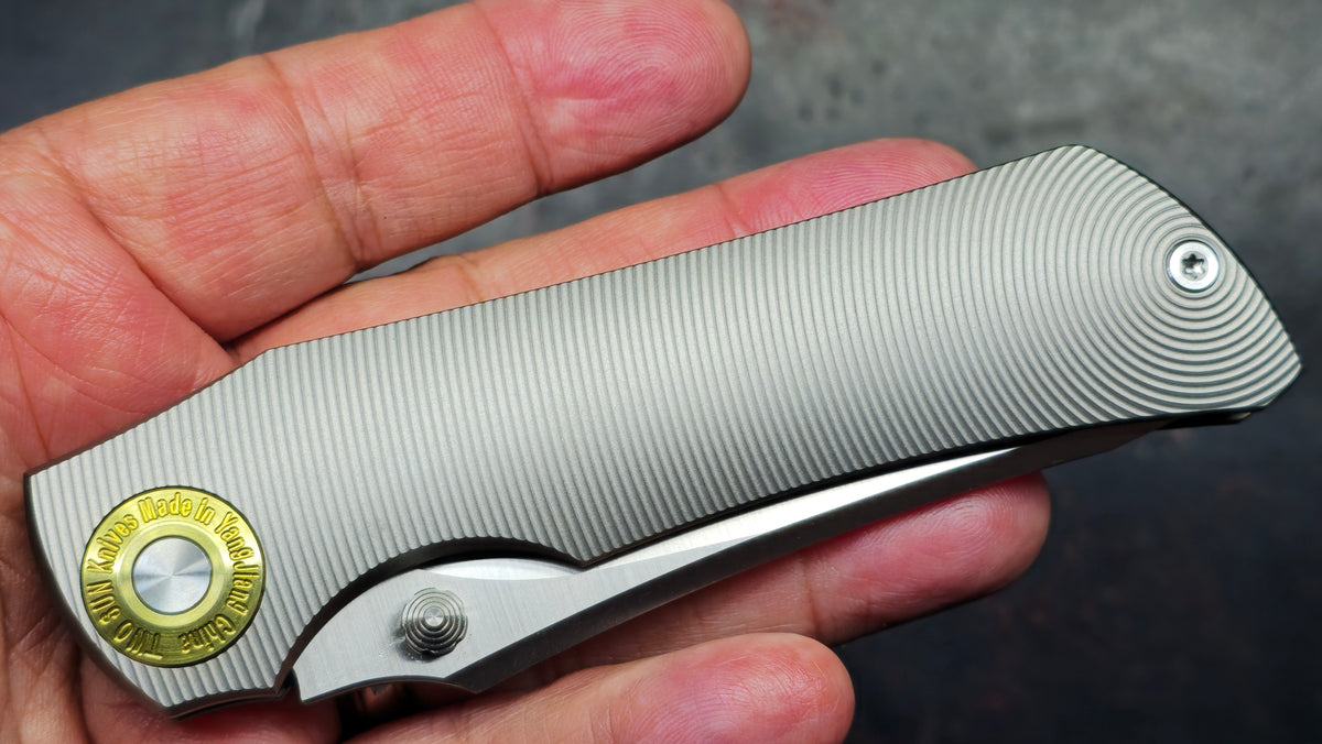 TwoSun TS622 Titanium Handle YJ01-V2 Blade