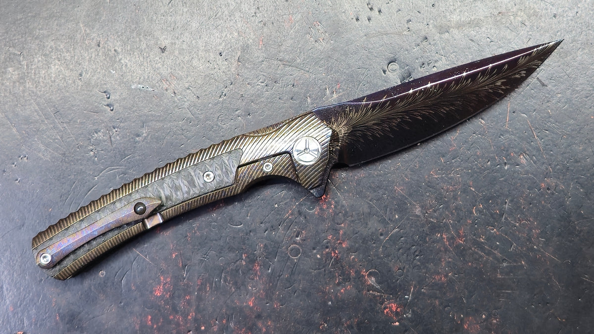 TWOSUN TS81 Titanium Carbon Fiber Handle Feather Damascus Blade