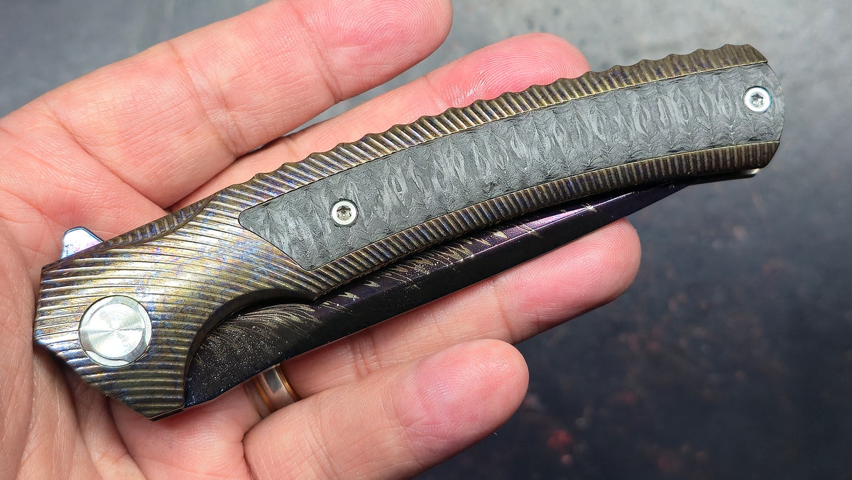 TWOSUN TS81 Titanium Carbon Fiber Handle Feather Damascus Blade