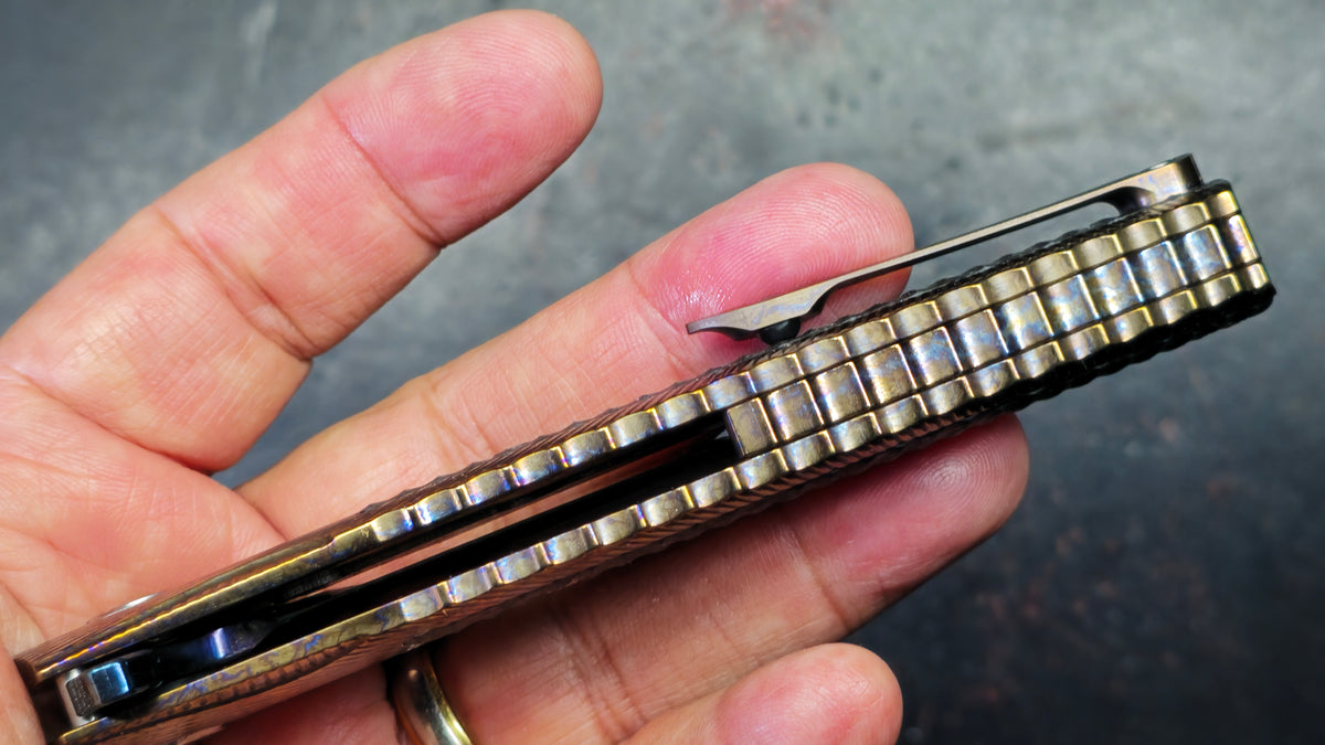 TWOSUN TS81 Titanium Carbon Fiber Handle Feather Damascus Blade