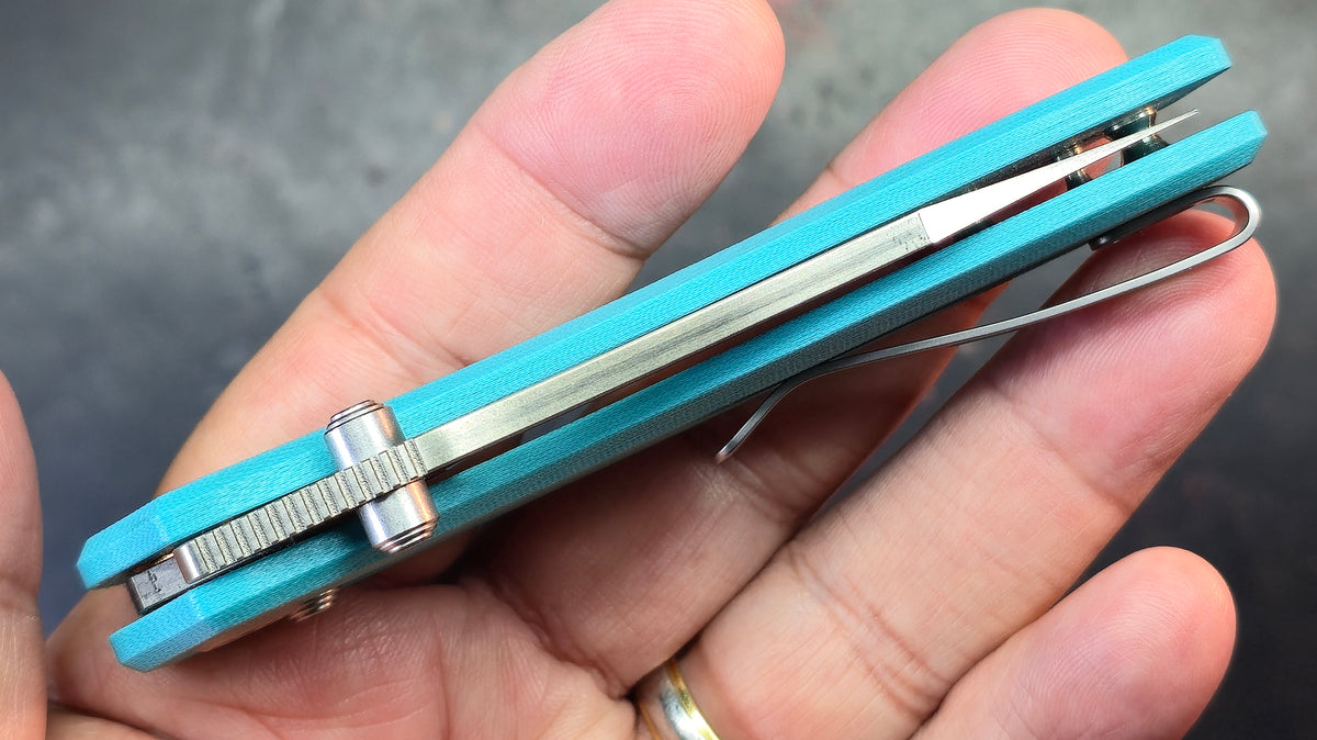 Kubey Caiman Blue G10 Handle San Mai M2 Blade