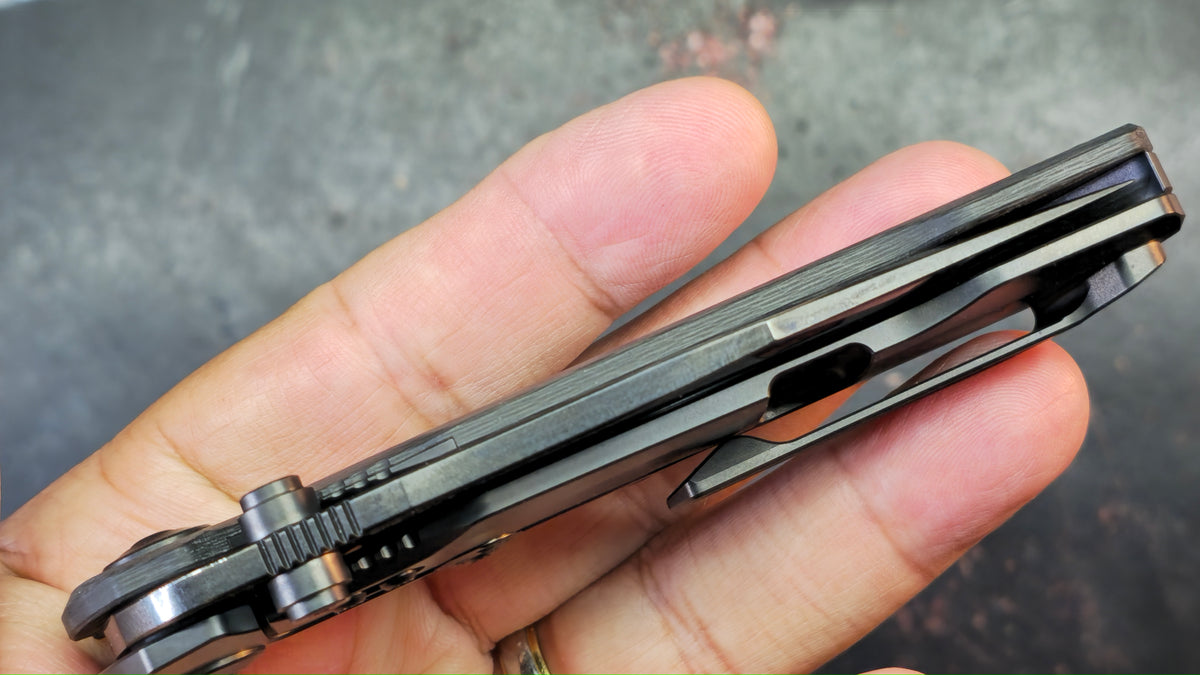 Reate 9D-V2 Titanium / Carbon Fiber Handle 154CM DLC Blade