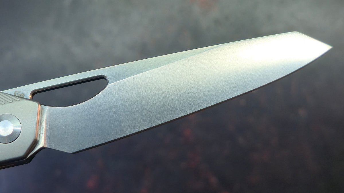 Kizer Ge (Genie) Titanium Handle CPM S35VN Blade
