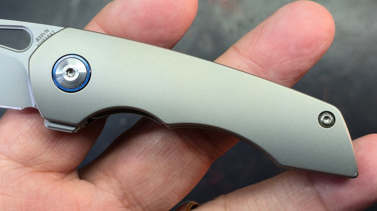 Kizer Microlith Titanium Handle CPM S35VN Blade