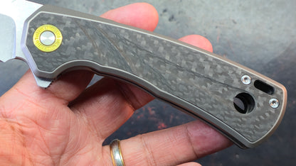 TwoSun TS527 Titanium/Carbon Fiber Handle 14C28N Blade