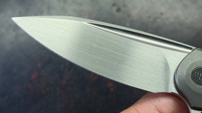 WE Knife Makani Titanium Aluminum Foil/Carbon Fiber Handle CPM 20CV Blade