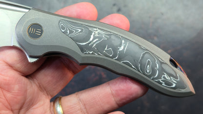 WE Knife Makani Titanium Aluminum Foil/Carbon Fiber Handle CPM 20CV Blade
