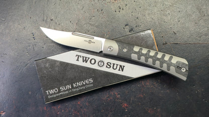 TWOSUN TS123 Slip Joint Titanium Carbon Fiber Inlay Handle M390 Blade