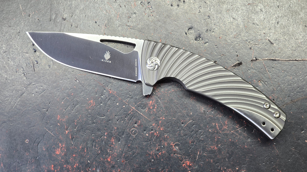 Kizer Kyre Titanium Handle S35VN Blade