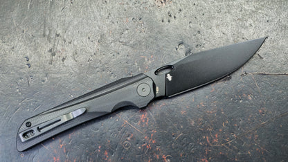 Bestechman Smuga Black G-10 Handle AEB-L Blade