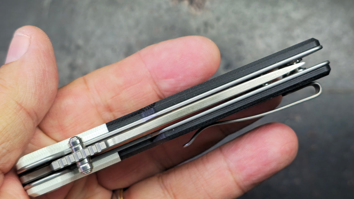 Civivi Zygon White/Black G-10 Handle Nitro-V Blade