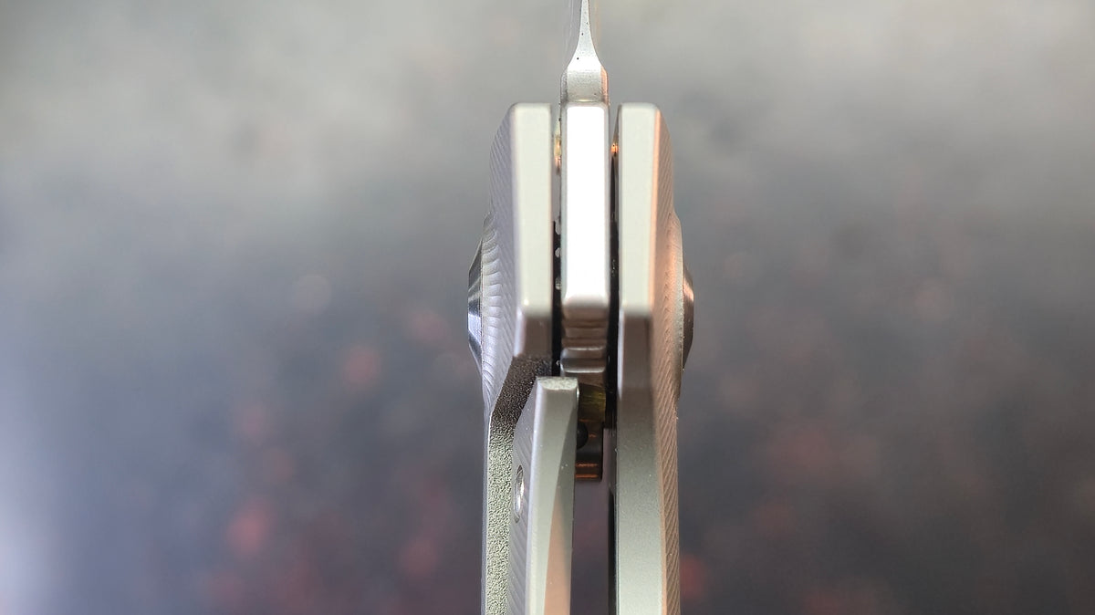 Kizer VK1-FL Titanium Handle S35VN Blade