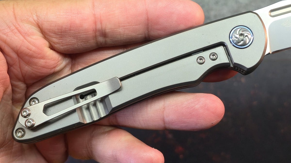 Kizer Matanzas Titanium Carbon Fiber Handle S35VN Blade