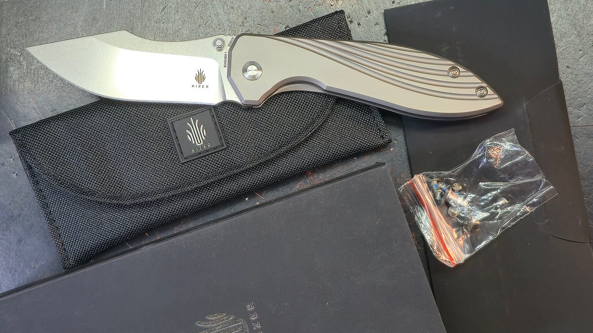 Kizer Pelican Mini Titanium Handle S35VN Blade