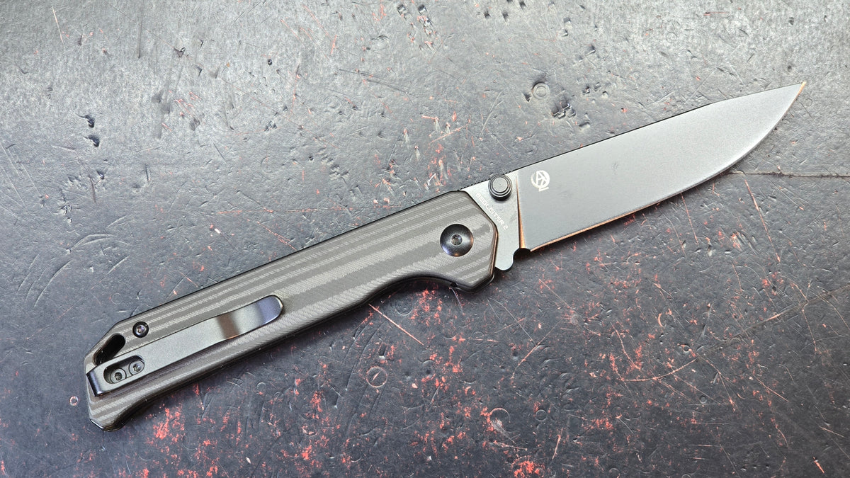 Kizer Begleiter2 Carbon Fiber Handle N690 Blade