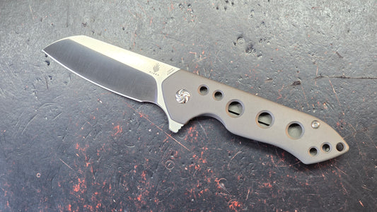 Kizer Guru Titanium Handle S35VN Blade