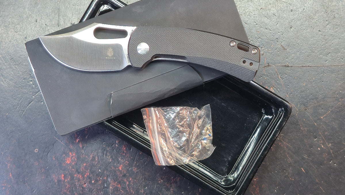 Kizer Urban Bowie G10 Handle 154CM Blade