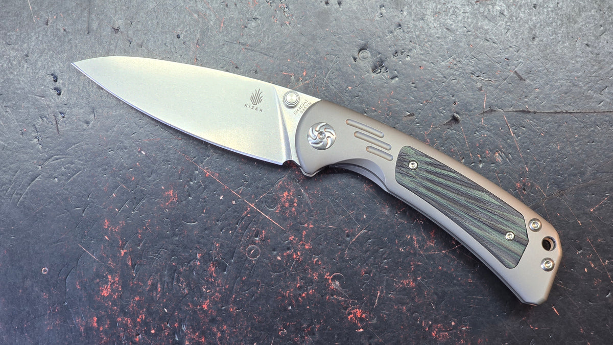 Kizer Corto Titanium Handle S35VN Blade