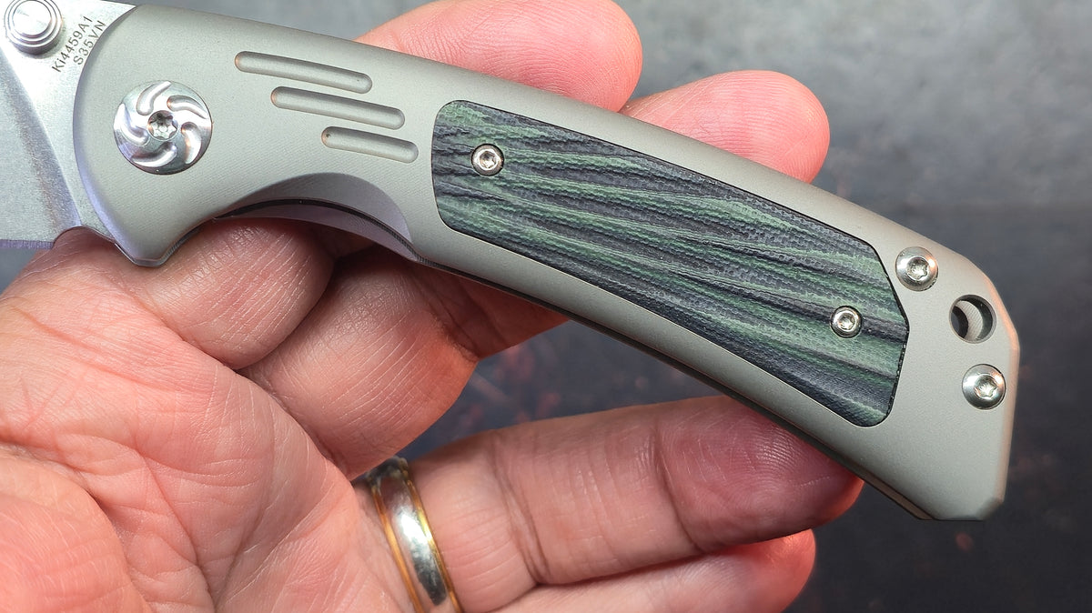 Kizer Corto Titanium Handle S35VN Blade