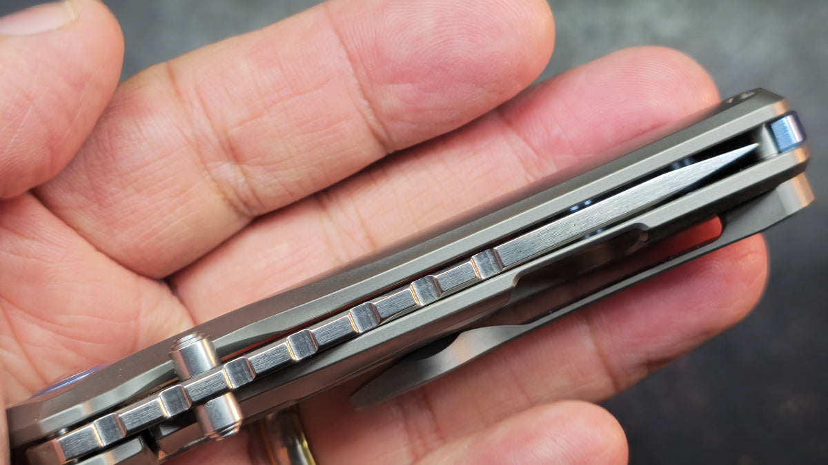 Kizer TI'an Titanium Handle S35VN Blade
