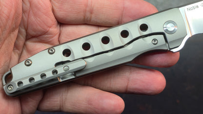 Kizer Noble Titanium Handle S35VN Blade