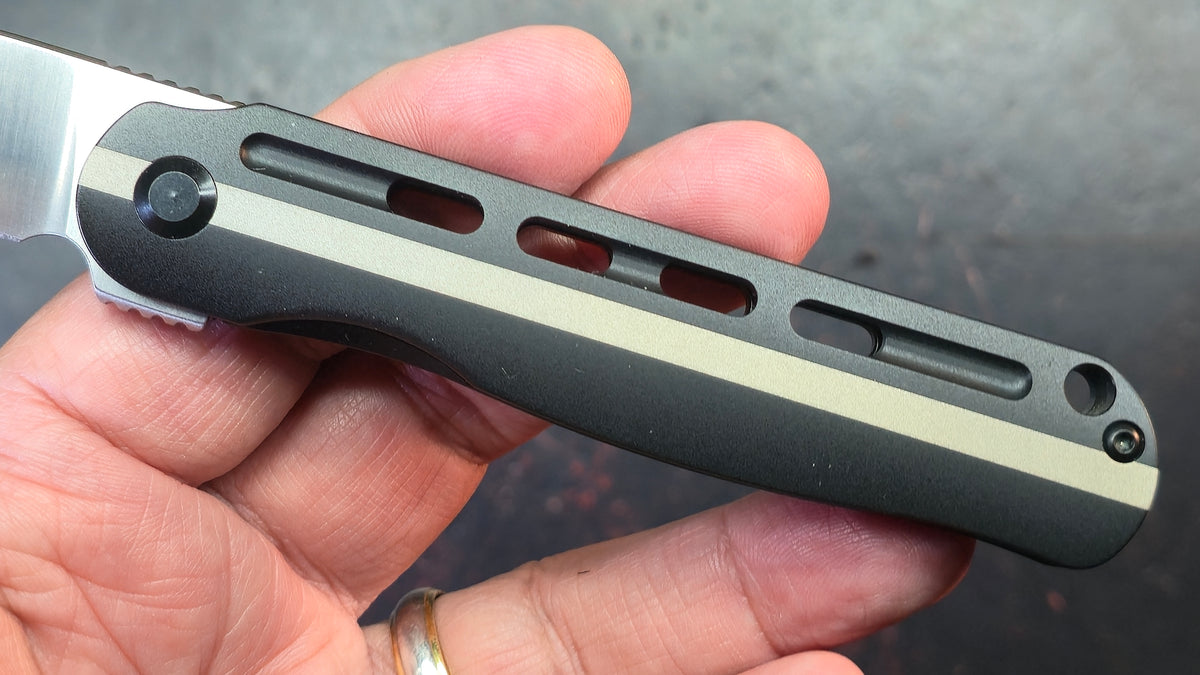 Kizer Latt Vind Titanium Handle S35VN Blade