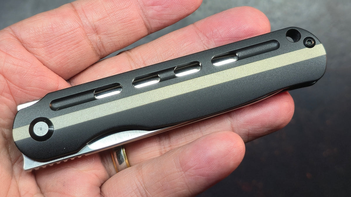 Kizer Latt Vind Titanium Handle S35VN Blade