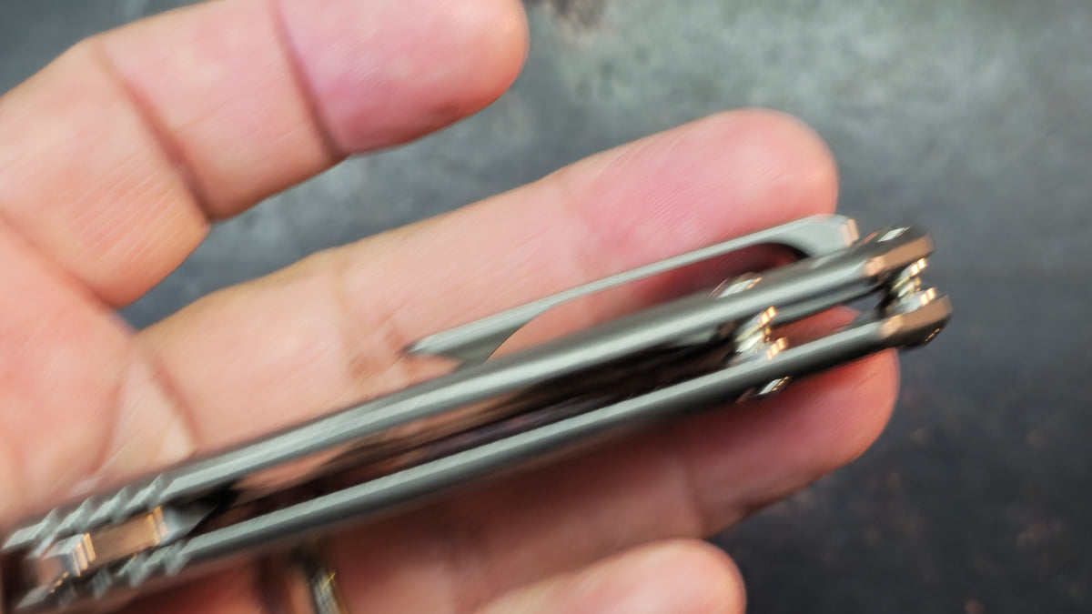 Kizer Shoal Titanium Handle S35VN Blade