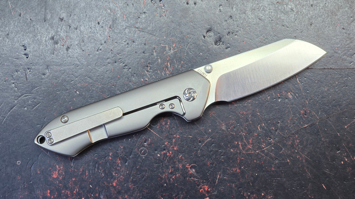 Kizer Guru Titanium Handle S35VN Blade
